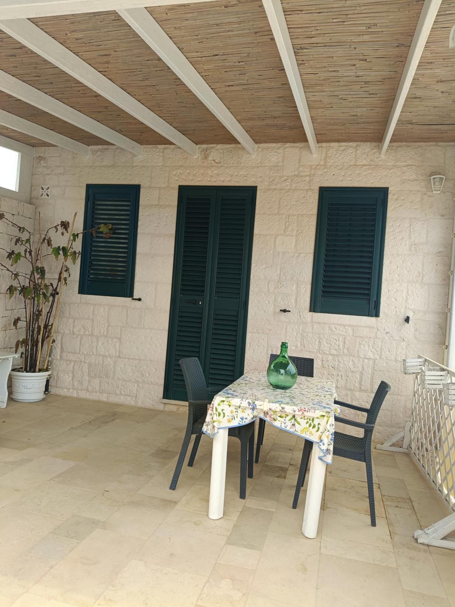 Trullo Le Tre Sorelle Cisternino Eksteriør bilde