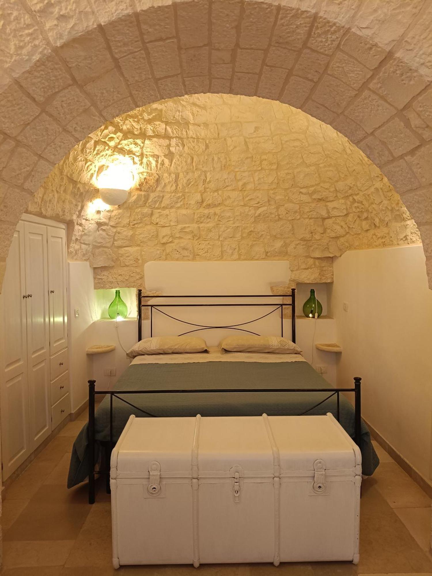 Trullo Le Tre Sorelle Cisternino Eksteriør bilde