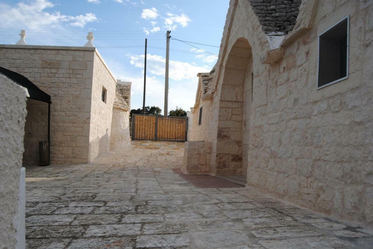 Trullo Le Tre Sorelle Cisternino Eksteriør bilde